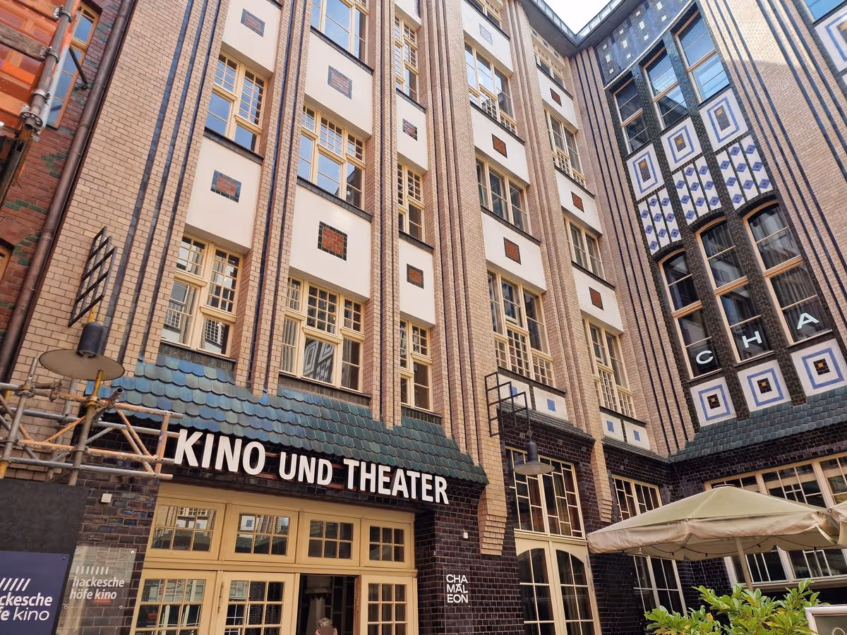 Hakesche Höfe Kino Eingang