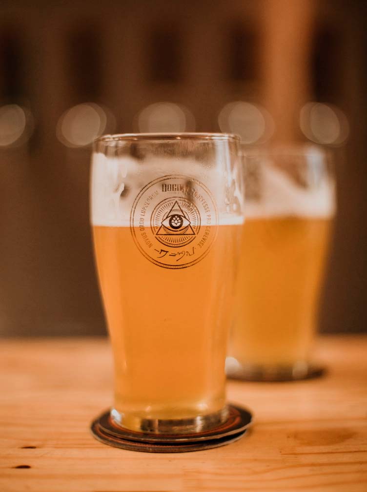 ( 1 WHISKY ) BALLANTINES x 700ml + 1 COCA COLA x 1.5 L + HIELO x 3kg A SOLO S/54