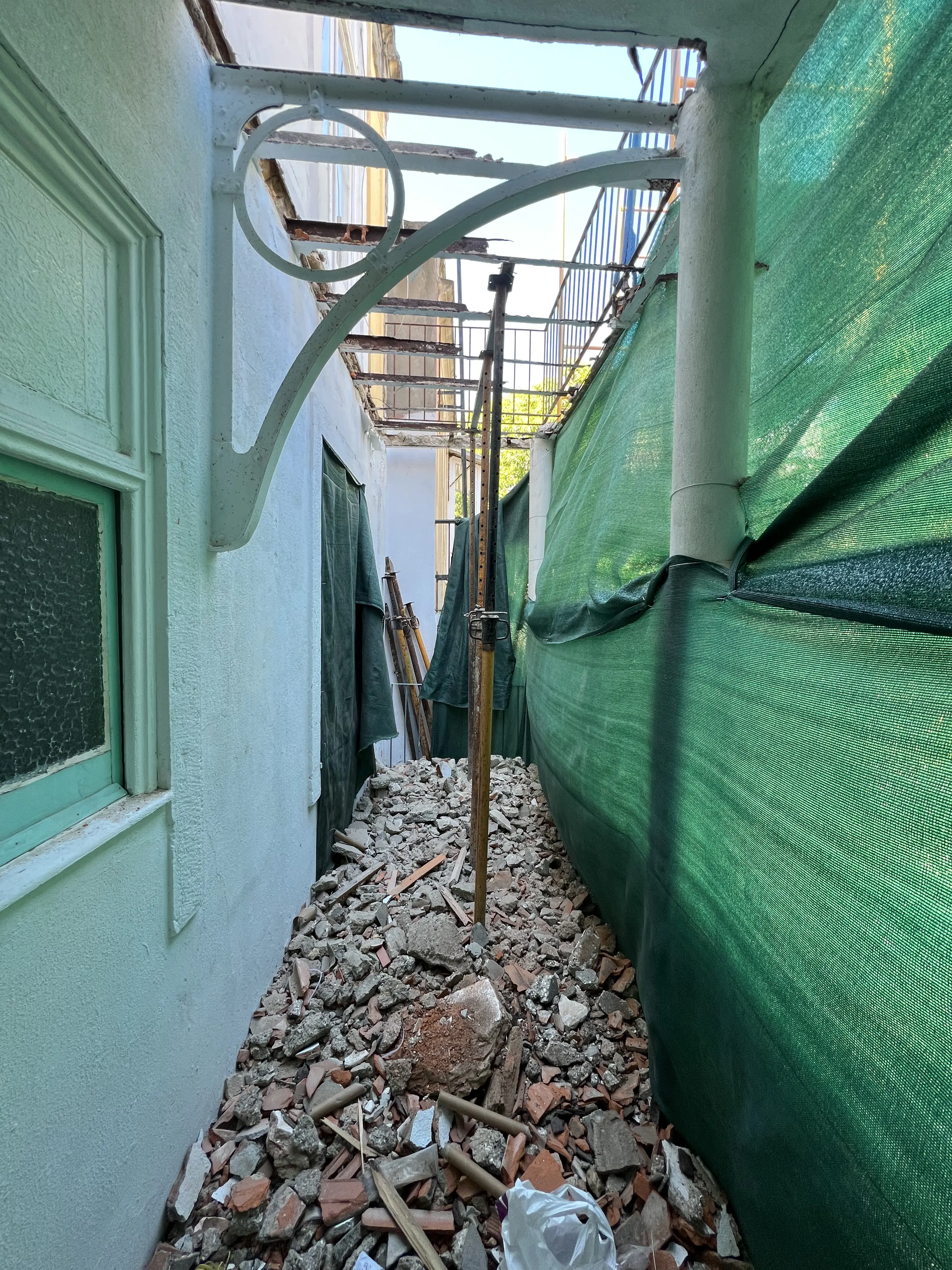 Rua do Funchal Balcony Renovation