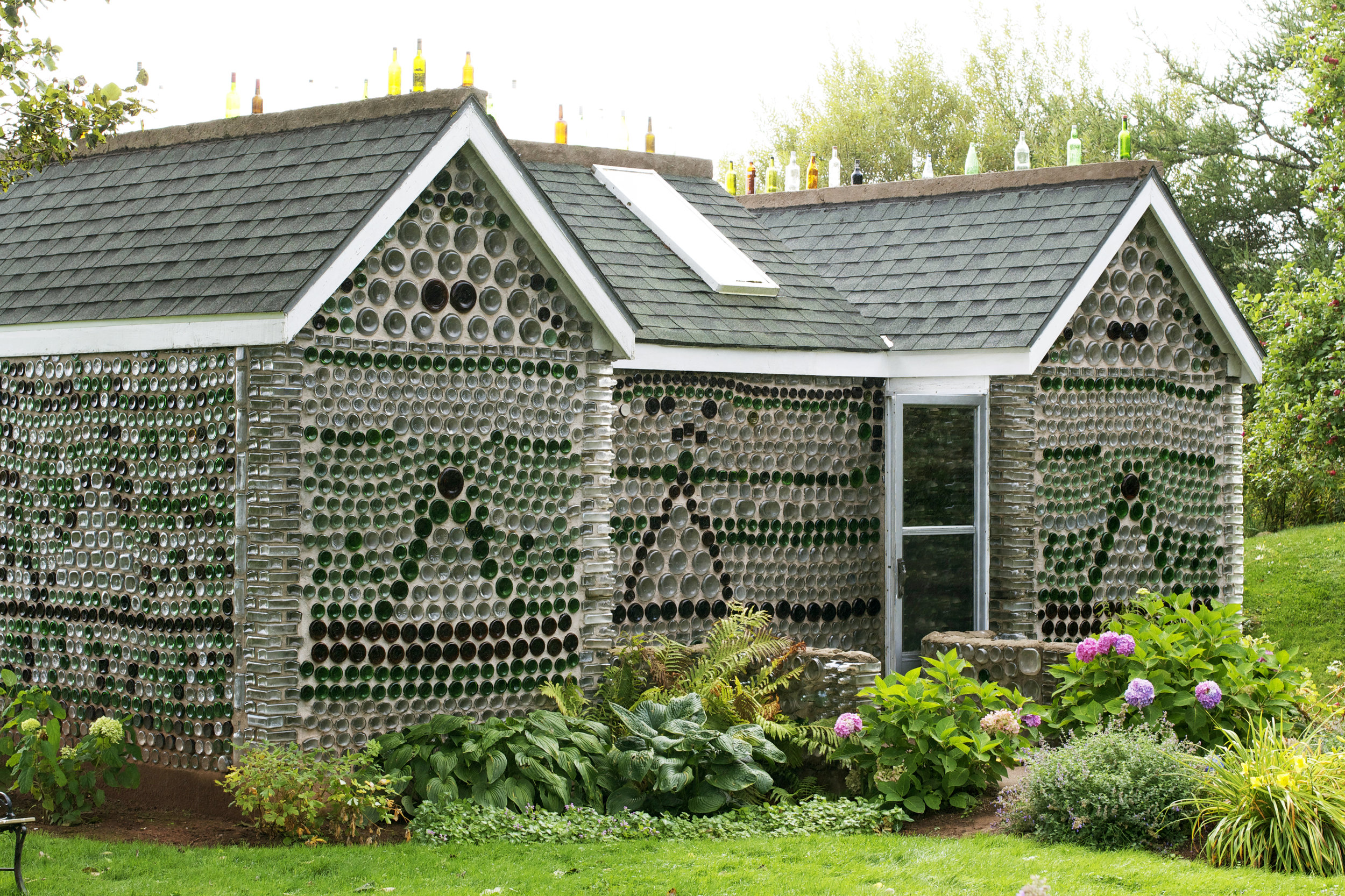 Unusual Buildings and the Engineering Behind Them