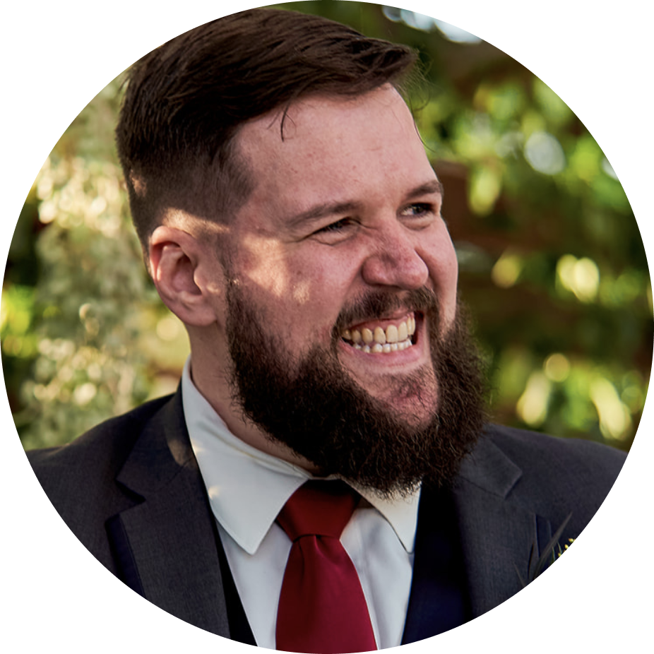 Payit logo in a white circle