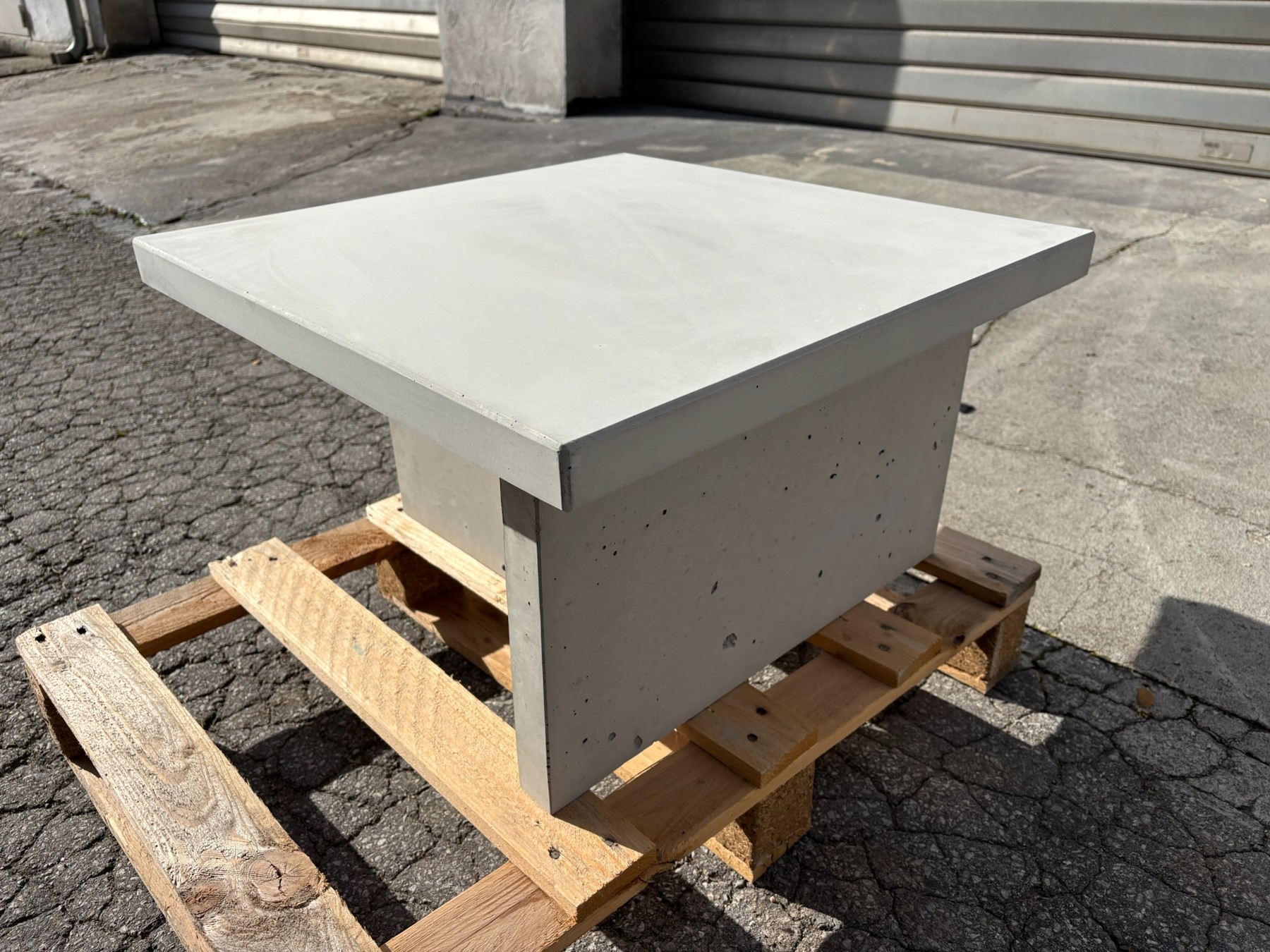 Couchtisch-Prototyp · Originalfoto 3