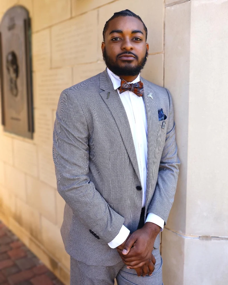 Dr. Tavon Cooper-Thomas, Doctor of Chiropractic at One Source Integrative Medicine in Florence, SC