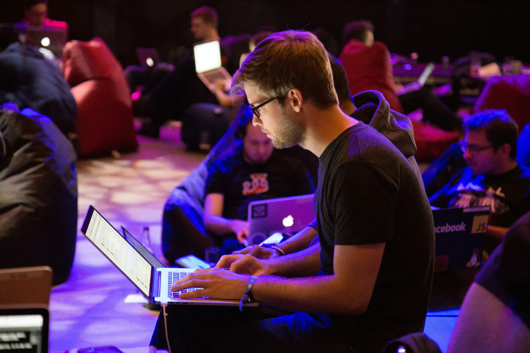 Event Engagement Platforms: Tools That Increase Conference Participation