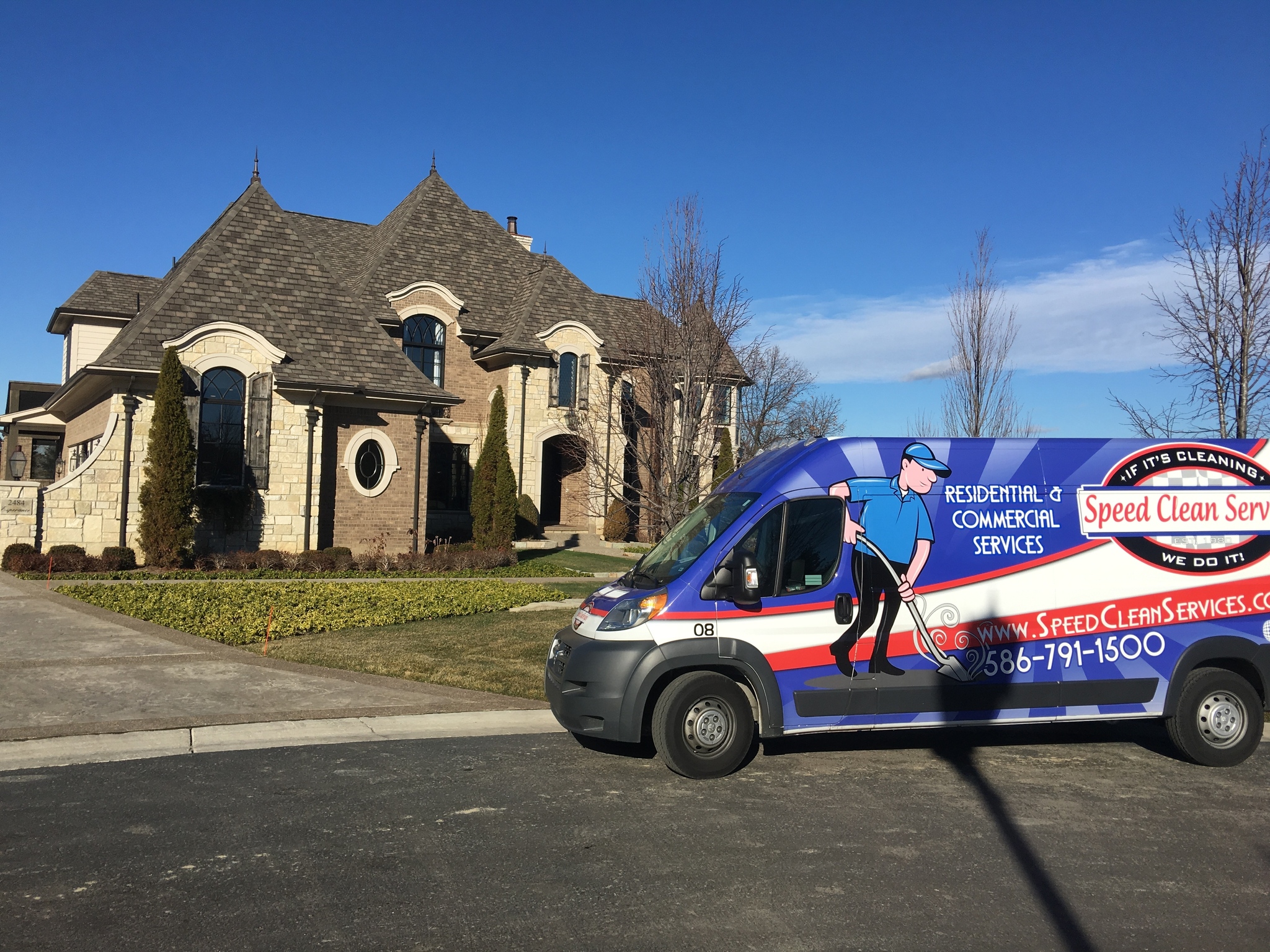 Before: original Speed Clean Services vehicle photograph.