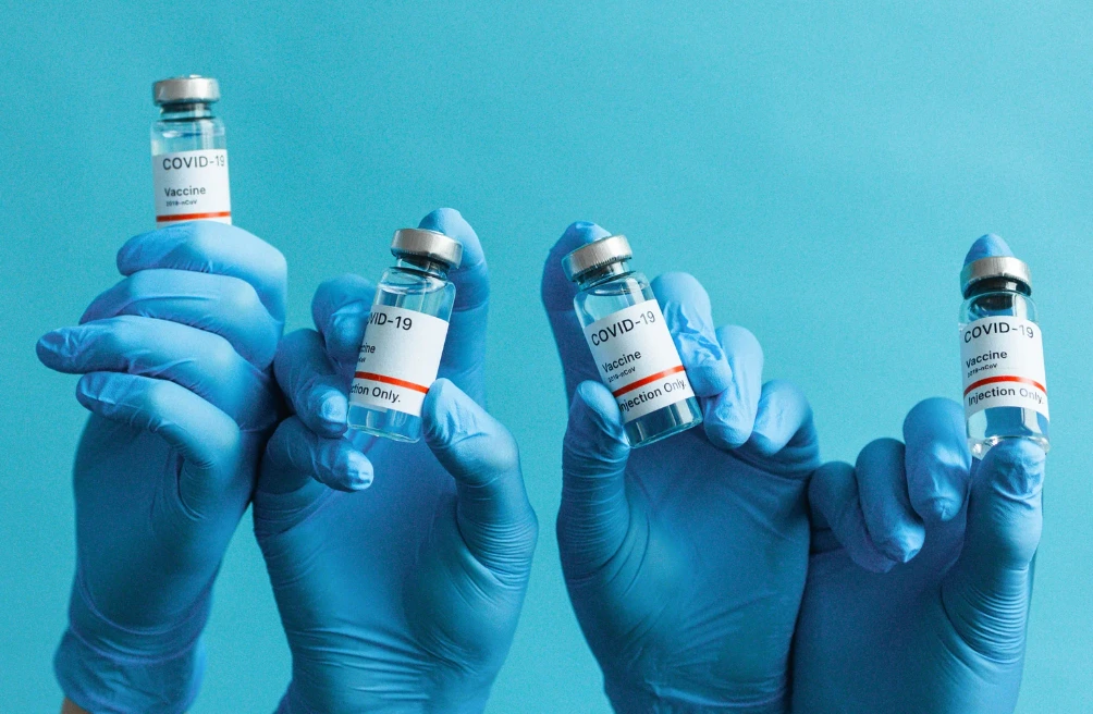 Article headline: the struggle to vaccinate New York's home care workers