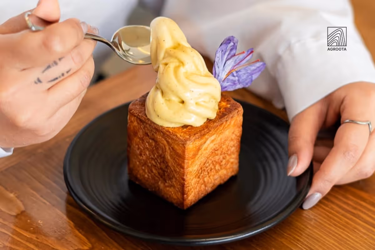 What Does Saffron Taste Like?
