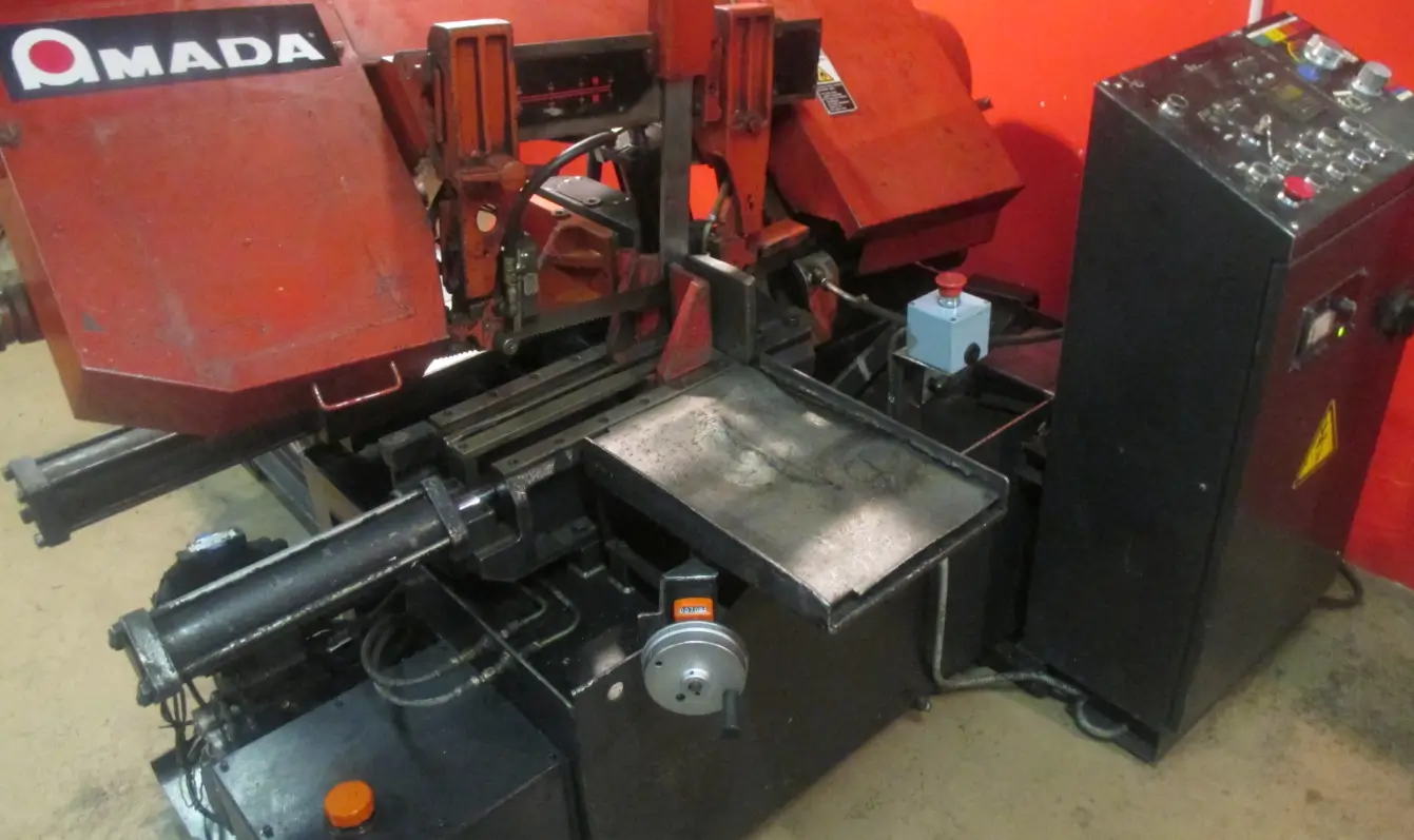 Scie automatique Armada rouge