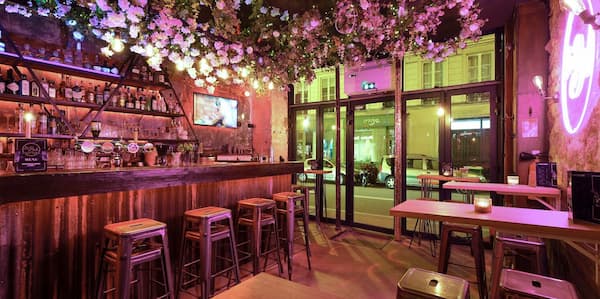 Où organiser un afterwork à Paris : les bars qui s'y prêtent le mieux