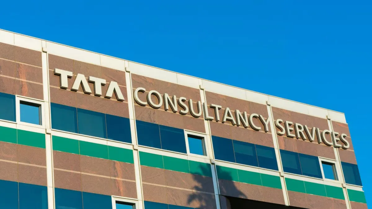 Tata consulting services HQ is in India and in 2024 they brought in 28.90 billion in revenue