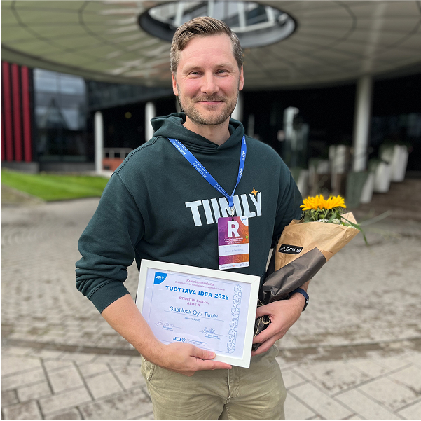 Tomi Pyrhönen - Tuottava Idea 2025 - Tiimlyn kunniamaininta