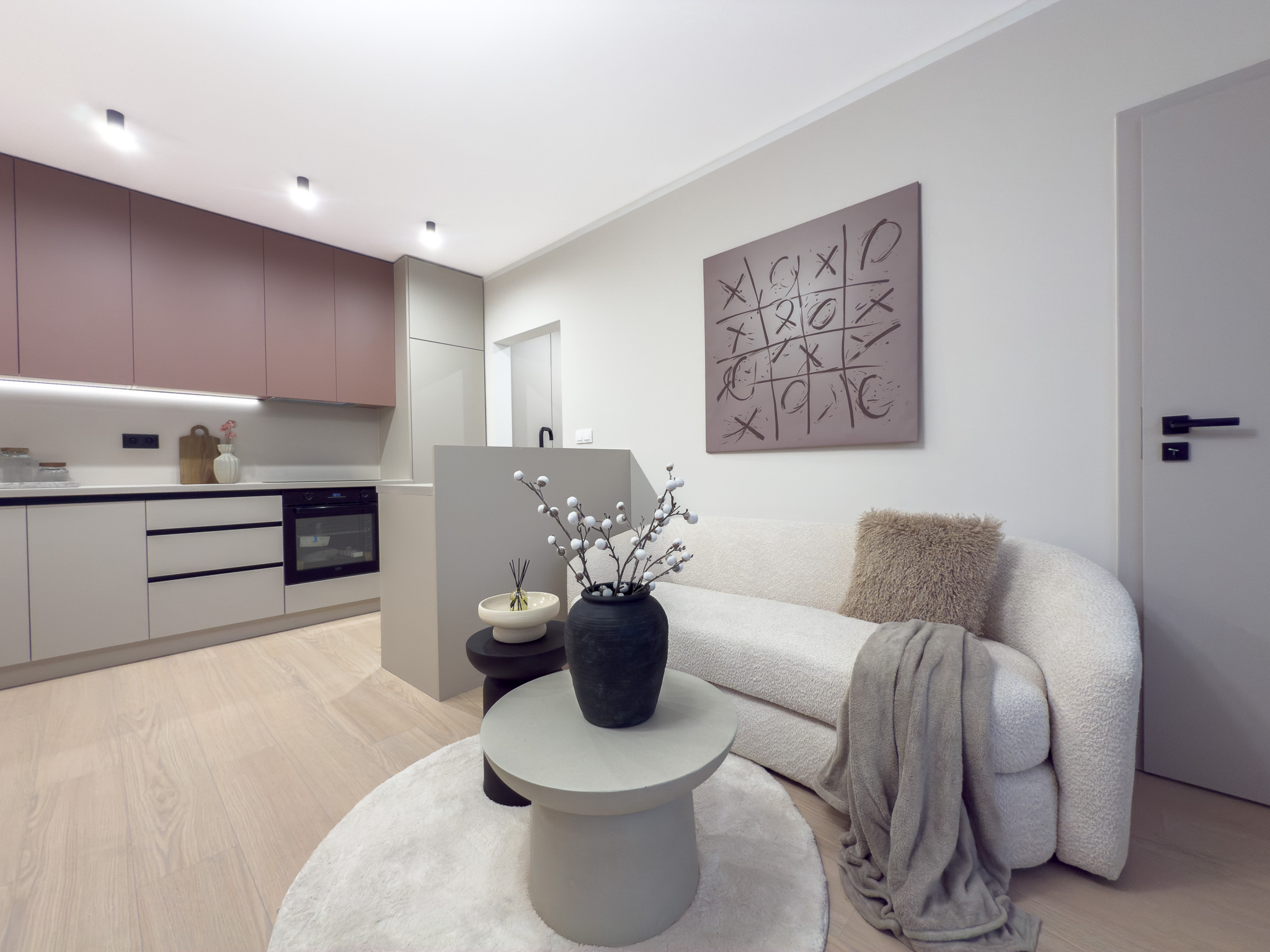 Nadčasový 2 izbový byt po kompletnej rekonštrukcii