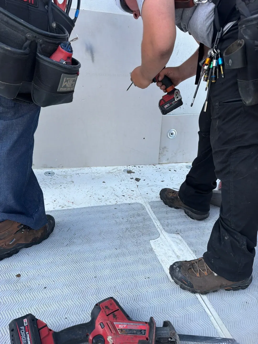 using power tool equipment for roof work