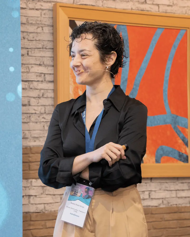 Photo of Beatriz Roson at the Pharma Meets AI conference