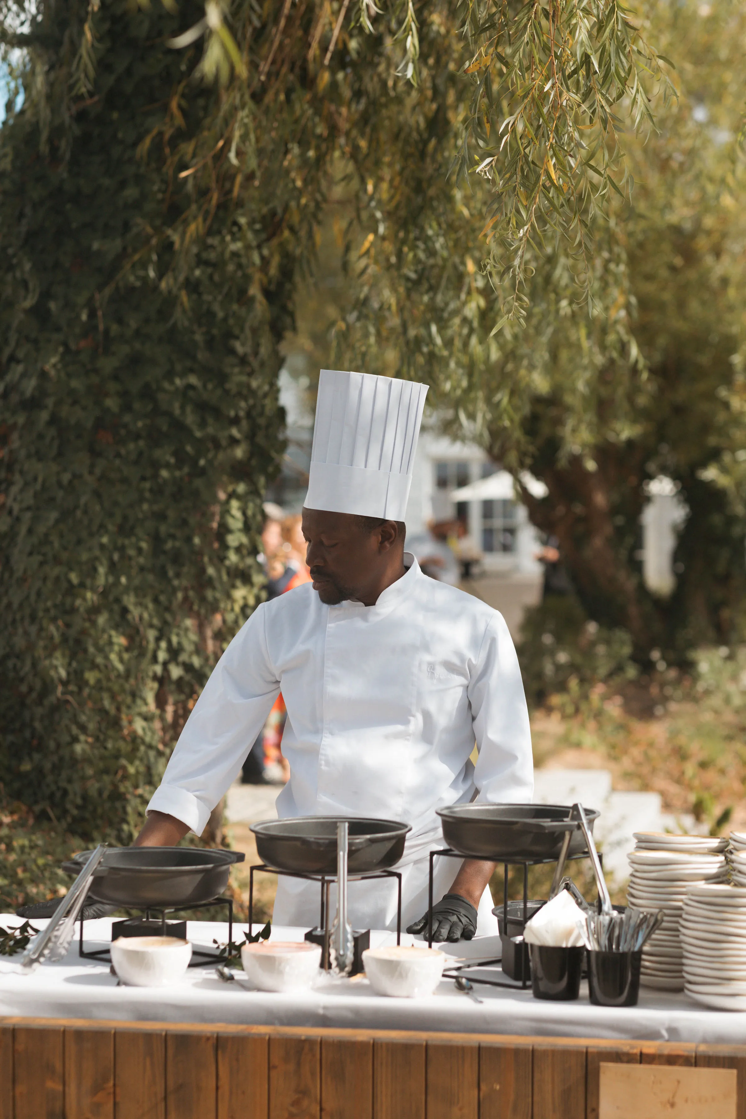 chef cuisinier dans un cabre nature 