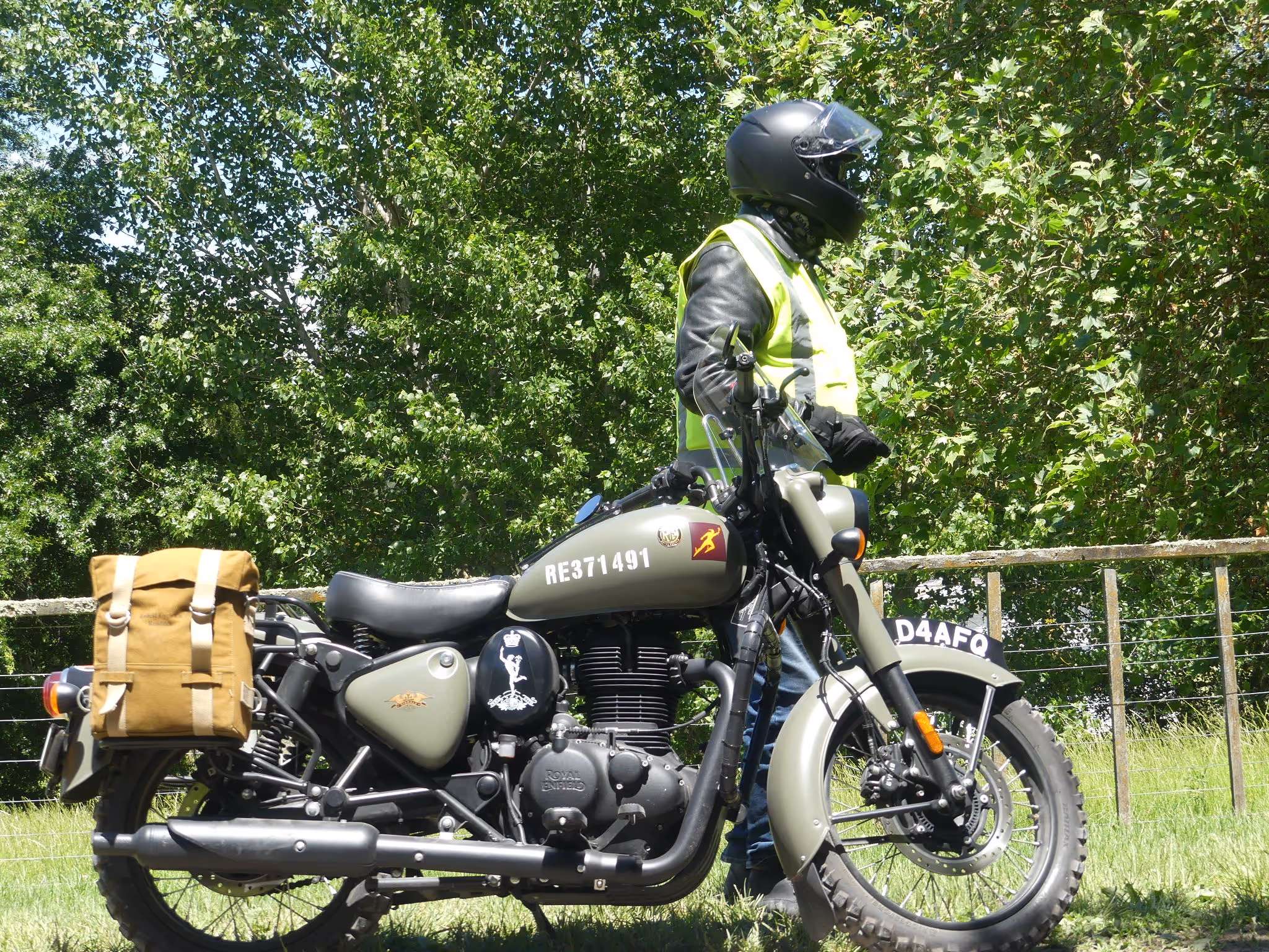 Taihape Royal Enfield Day - Dec 6th 2025 @ 'River Valley Lodge'