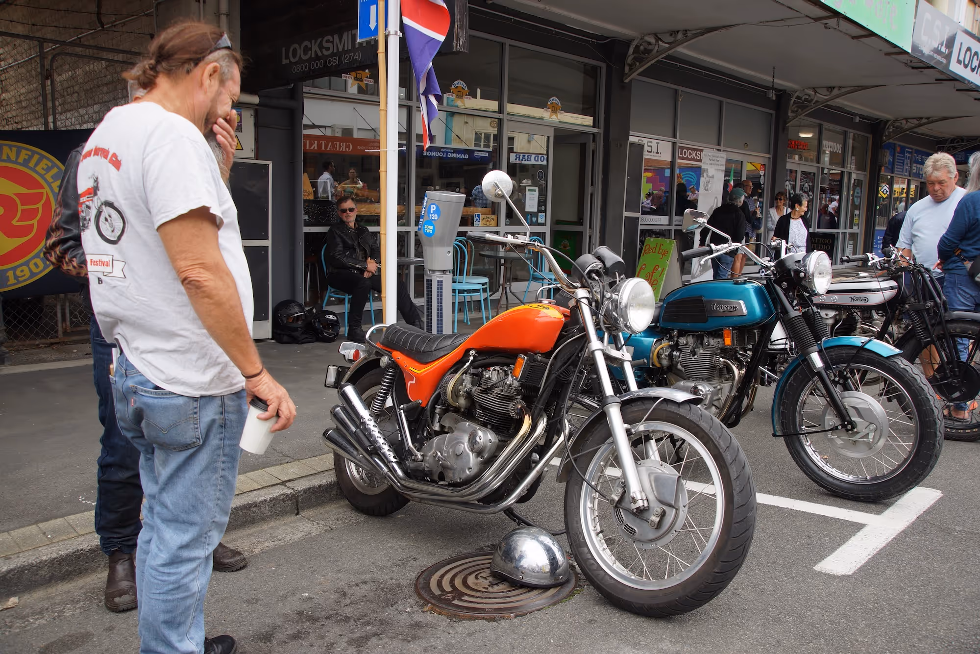 Vintage Weekend Motorcycle Display Pics by Simon