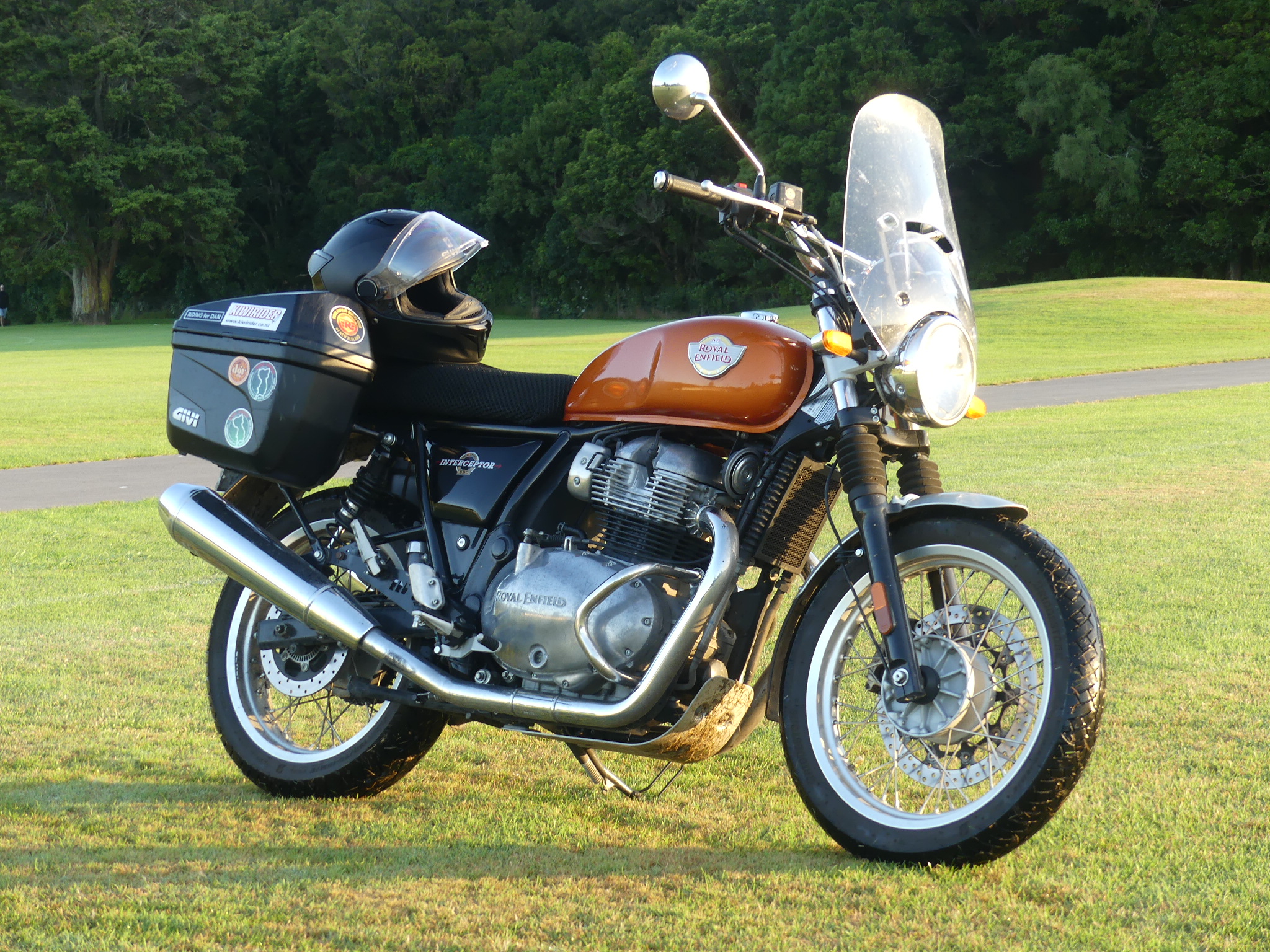 400km Ride to Brit Car Day & Old Friend on BSA