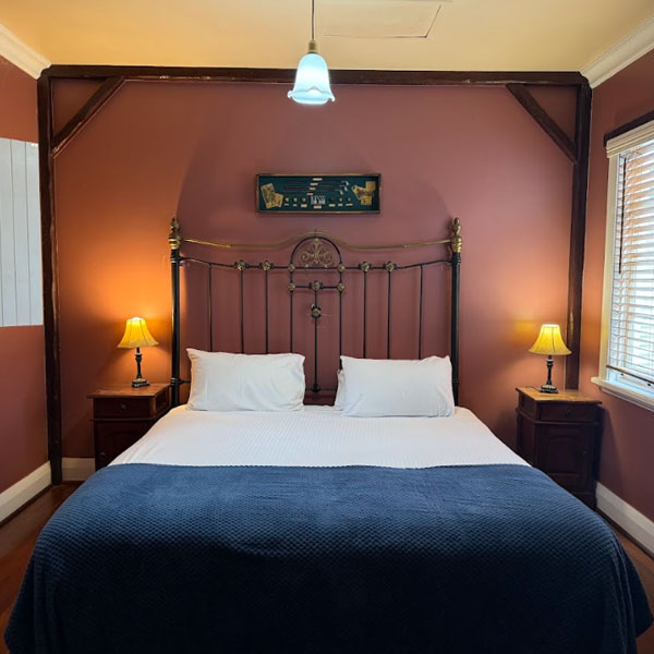 fig tree cottage accommodation bedroom