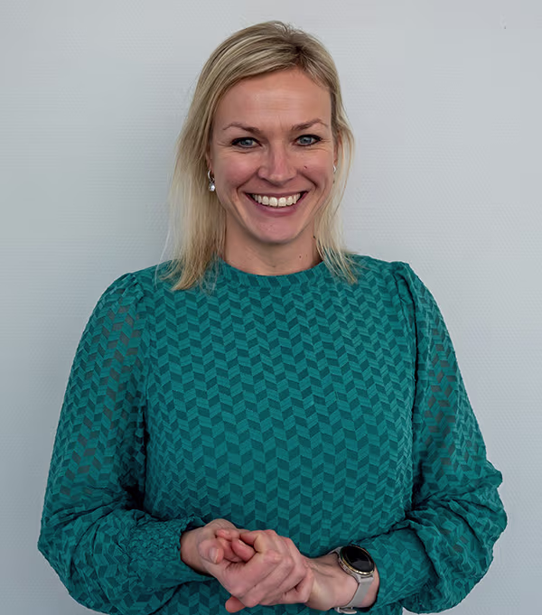Portret van Irene Mazeland, online coach van Personal Body Plan voor afvallen, spieropbouw, hardlopen, mindset en voedingsgedrag.