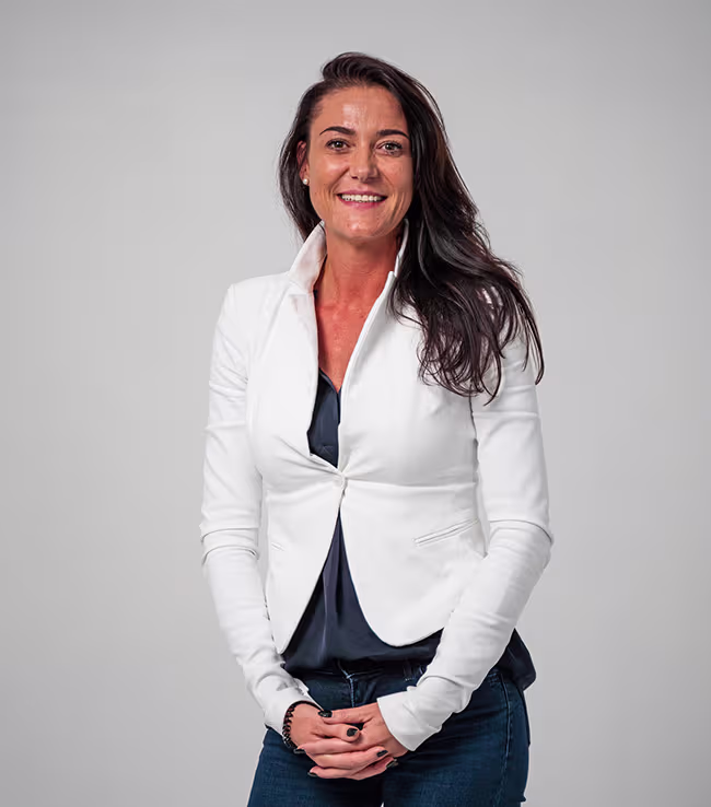 Portret van Linda Blanket, online coach van Personal Body Plan voor afvallen, spieropbouw, voedselovergevoeligheden, bodybuilding, hardlopen, emotie-eten en stressgerelateerde klachten.