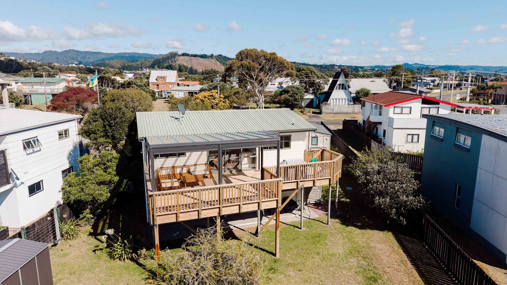 Given Avenue build detail, Whangamatā