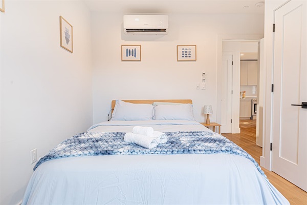 Scandinavian Retreat w/ Balcony • Bushwick Oasis
