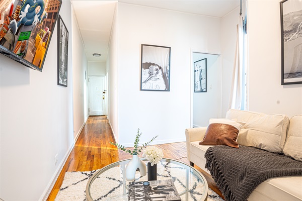 Chic 2BD Upper East Side Retreat