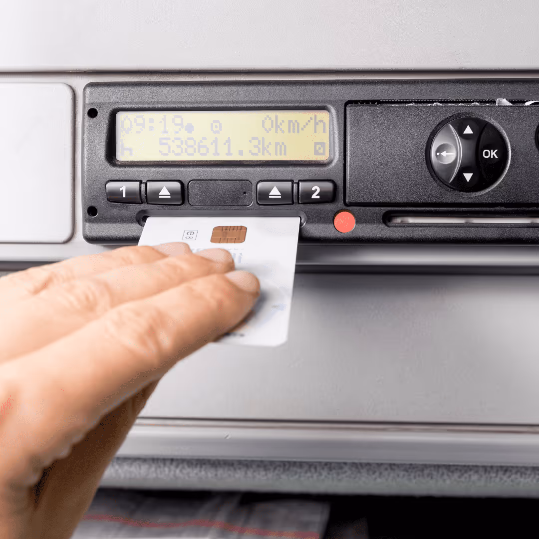 Bestelwagen tussen 2,5 en 3,5 ton passt landsgrens voor tachograafplicht 2026