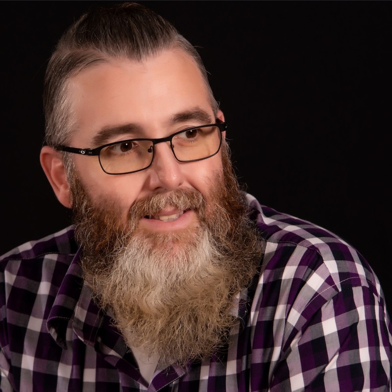 Dr. Christopher Leach