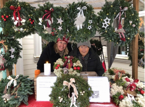 Julmarknad försäljning av kransar