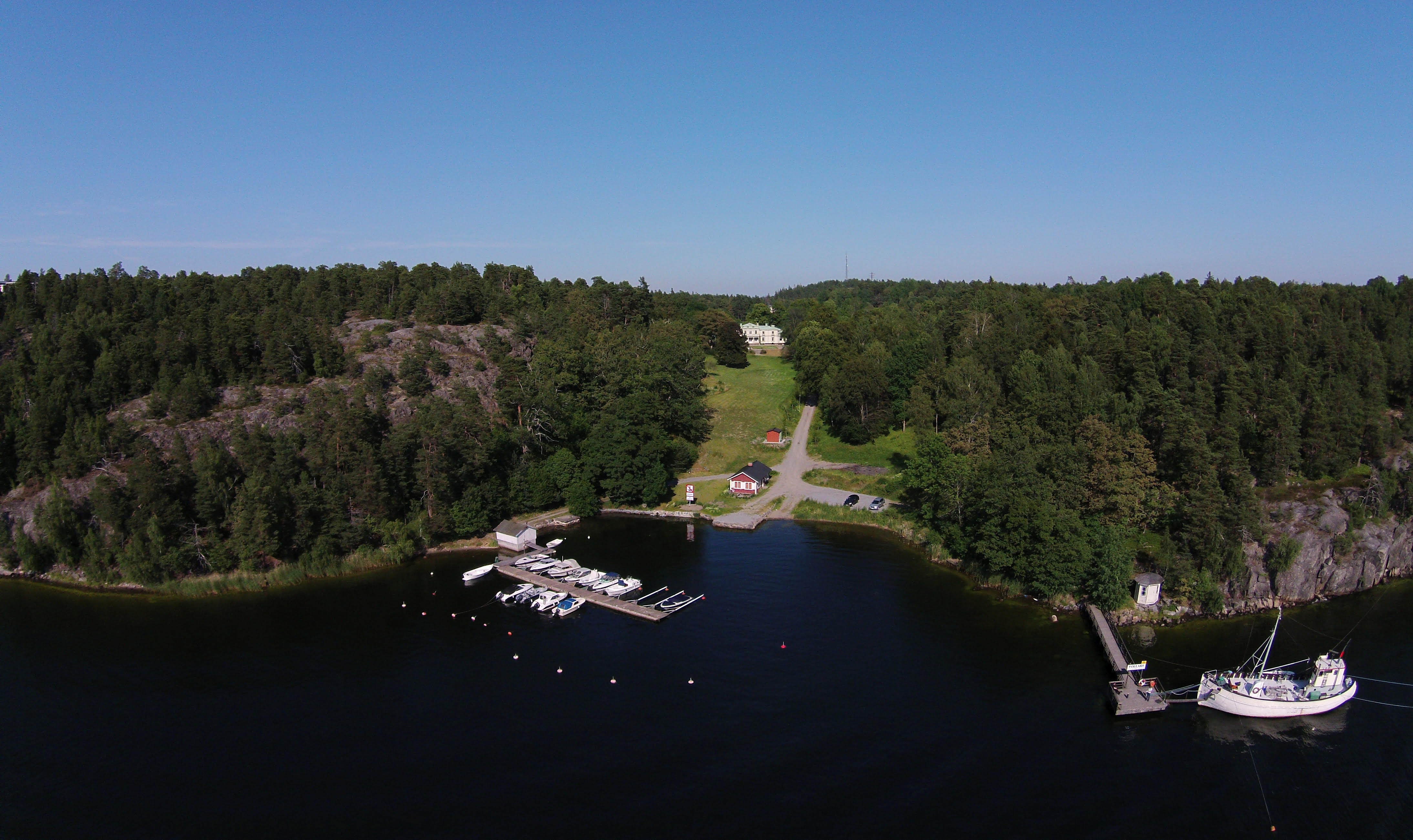 Drönarbild över Tollare folkhögskola
