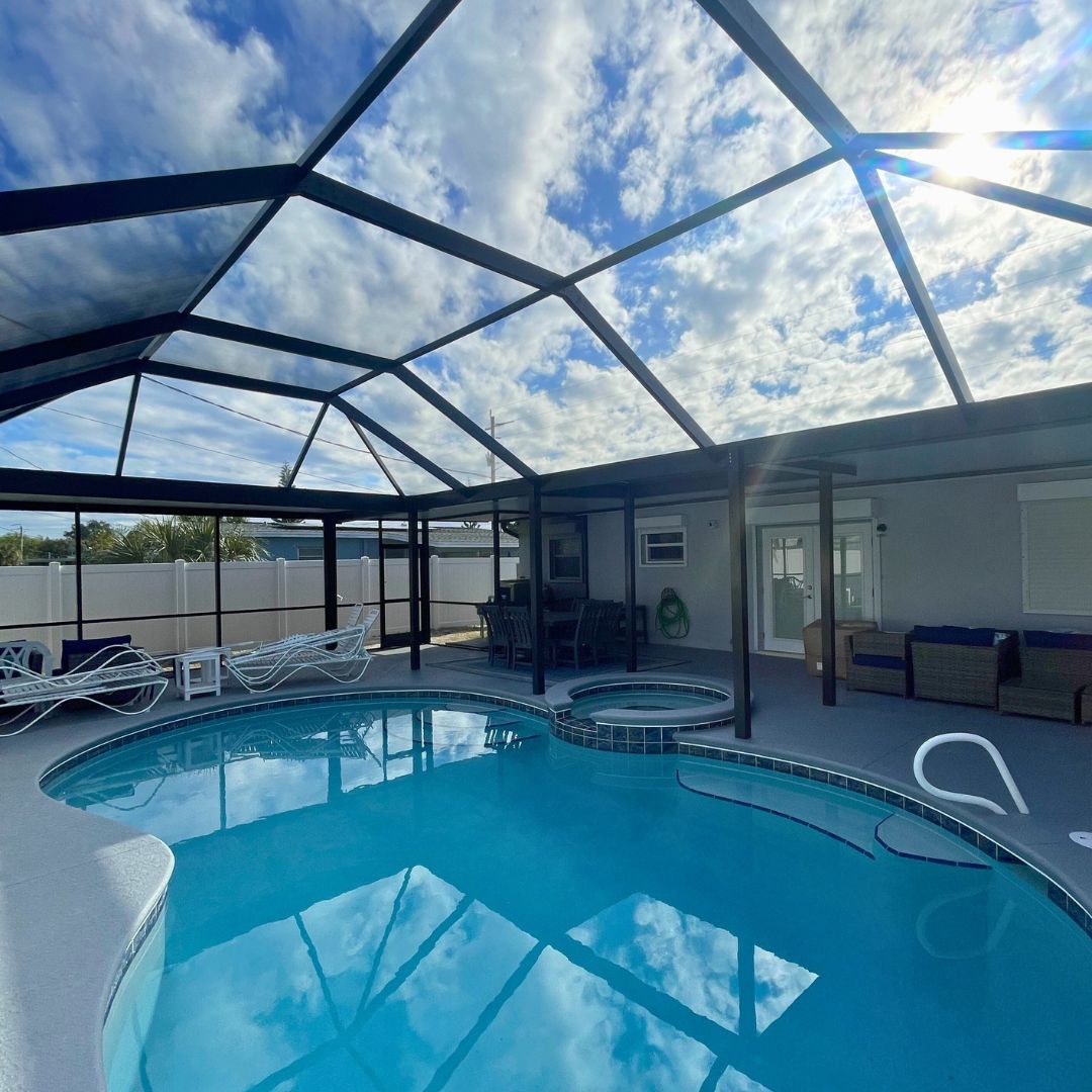 pool screen enclosure