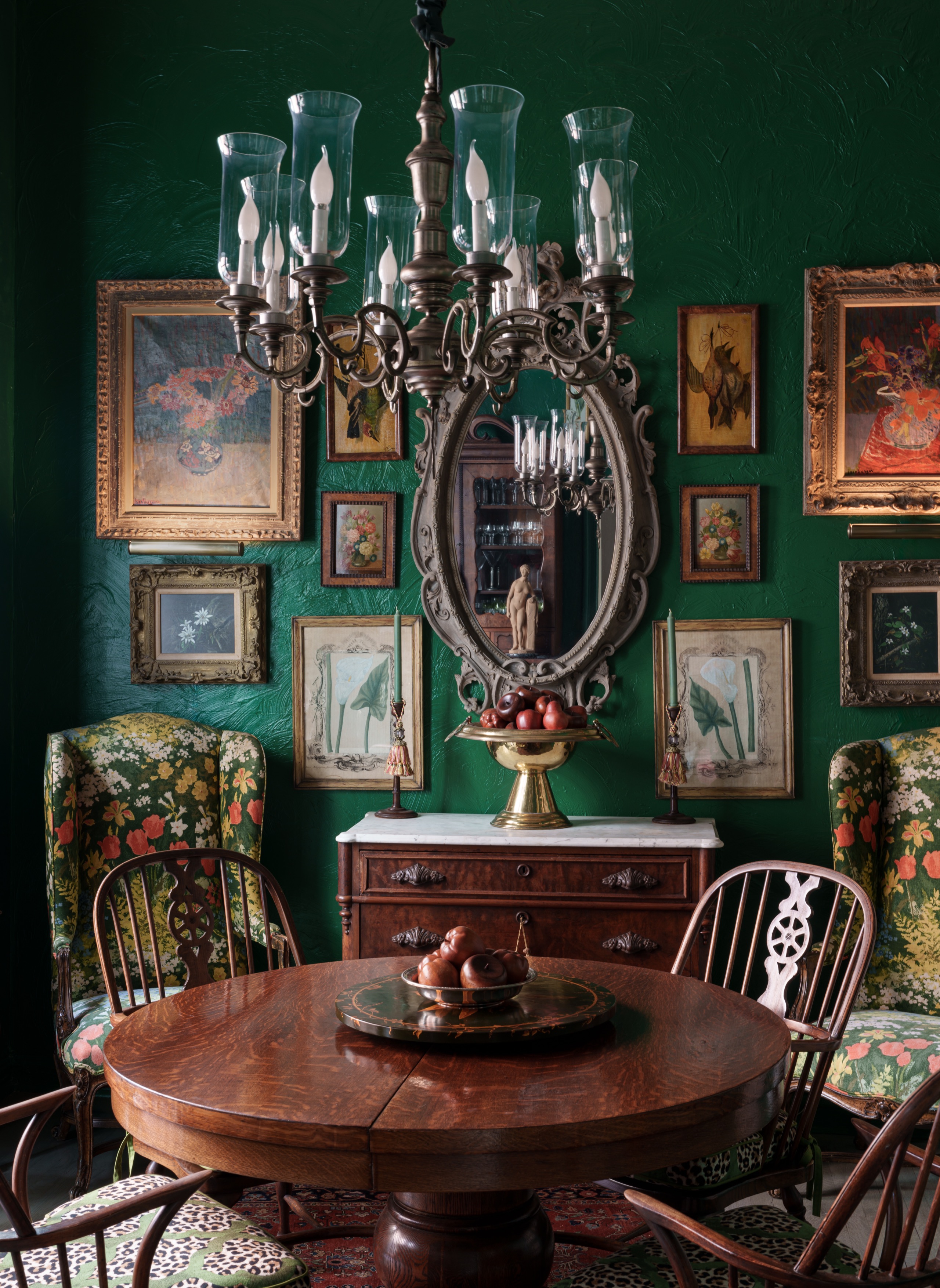Sutton Place — frame 4