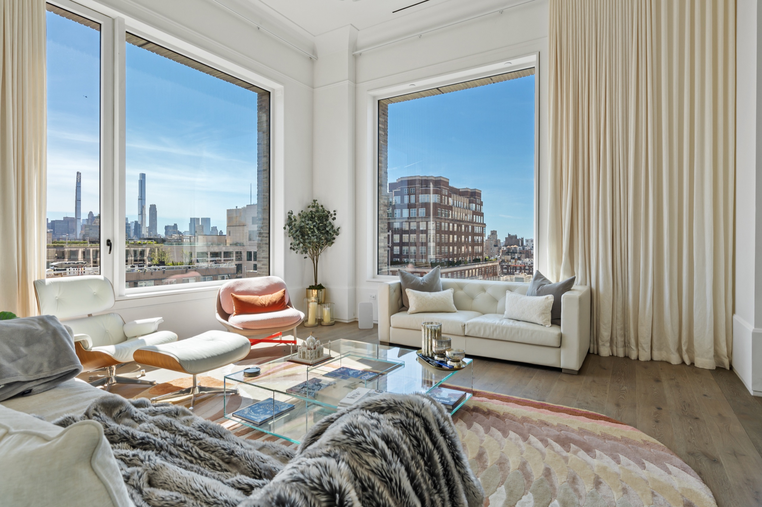 Upper East Side Residence — frame 6