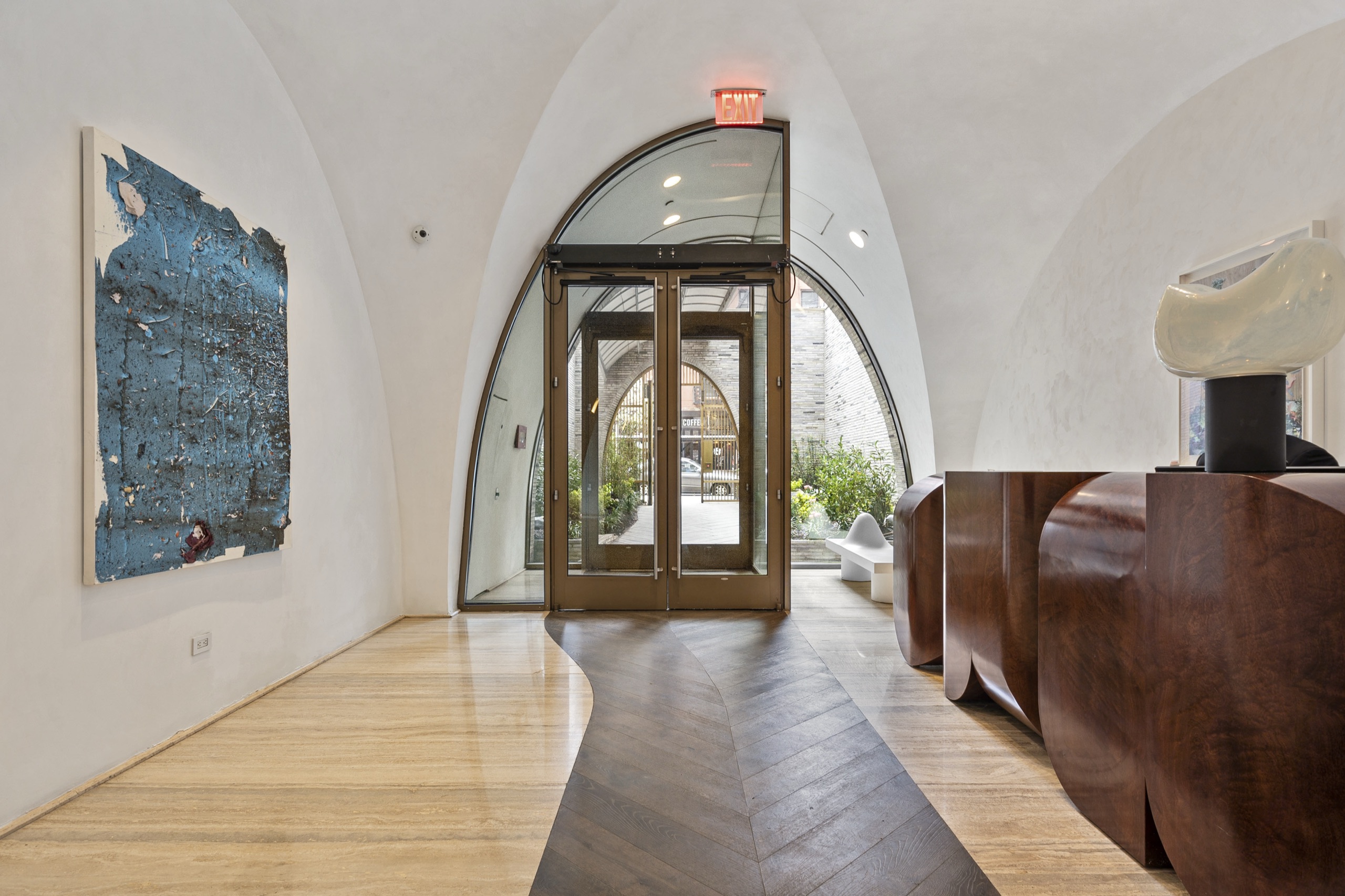 Upper East Side Residence — frame 13