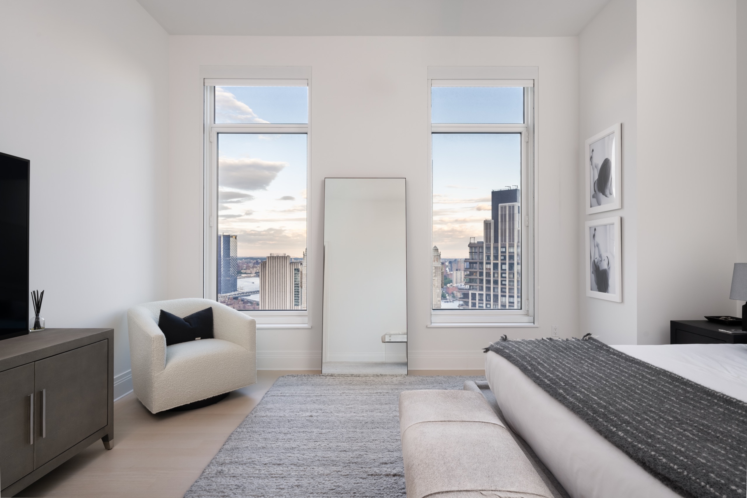 Four Seasons Private Residences — frame 14