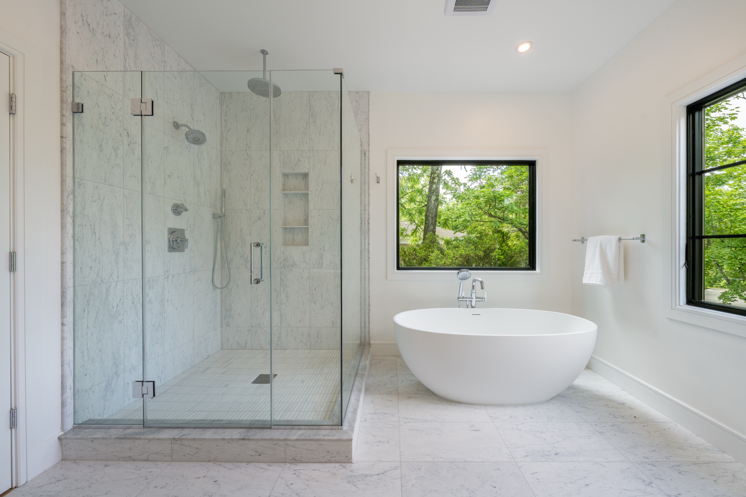 Short Hills Residence — frame 23