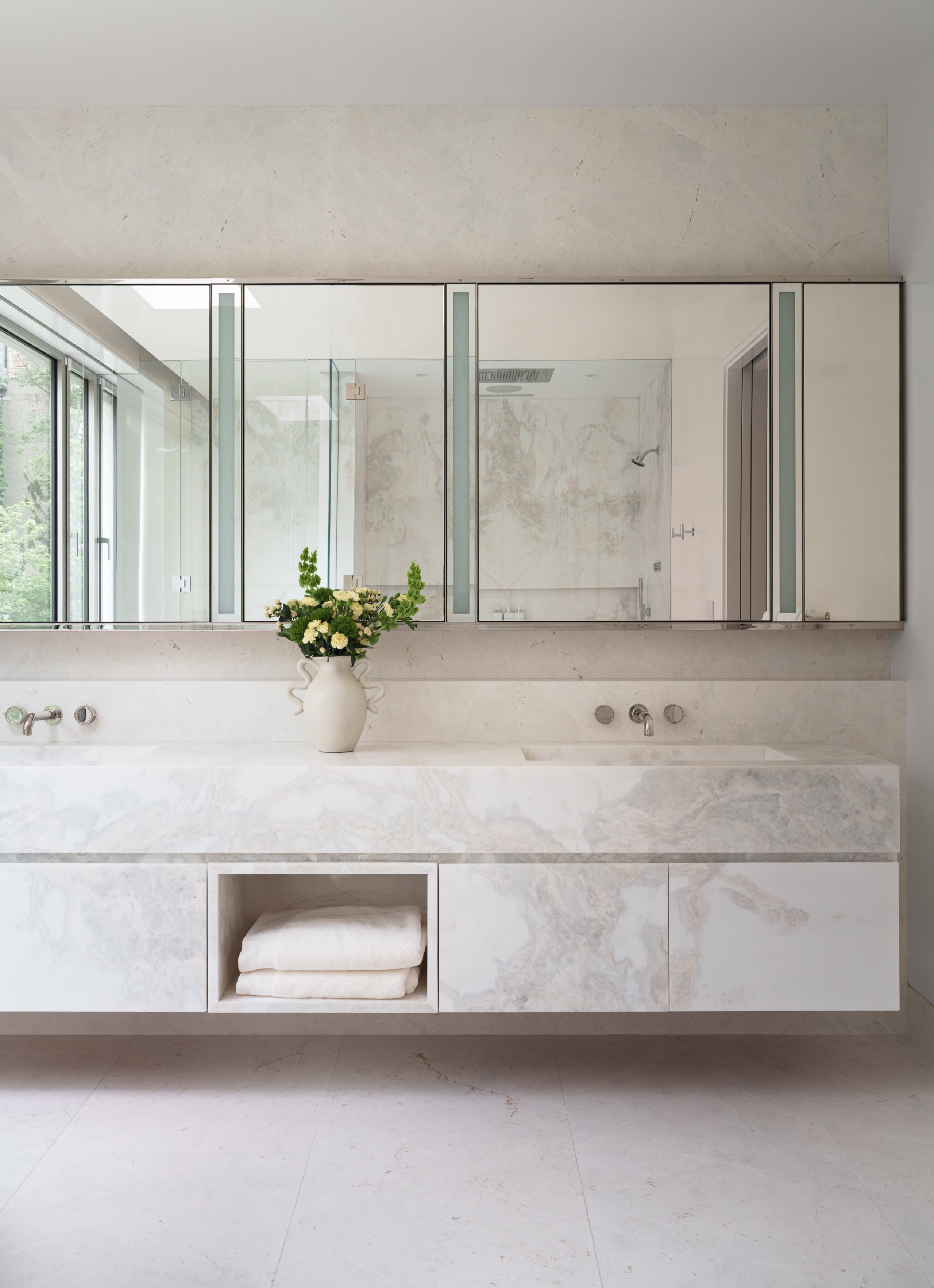 Upper West Side Residence — frame 29