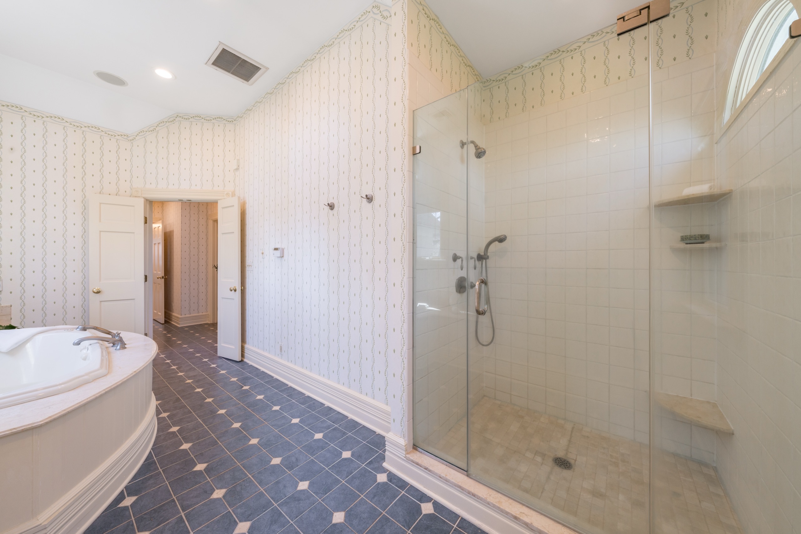 Nutley Victorian — frame 30