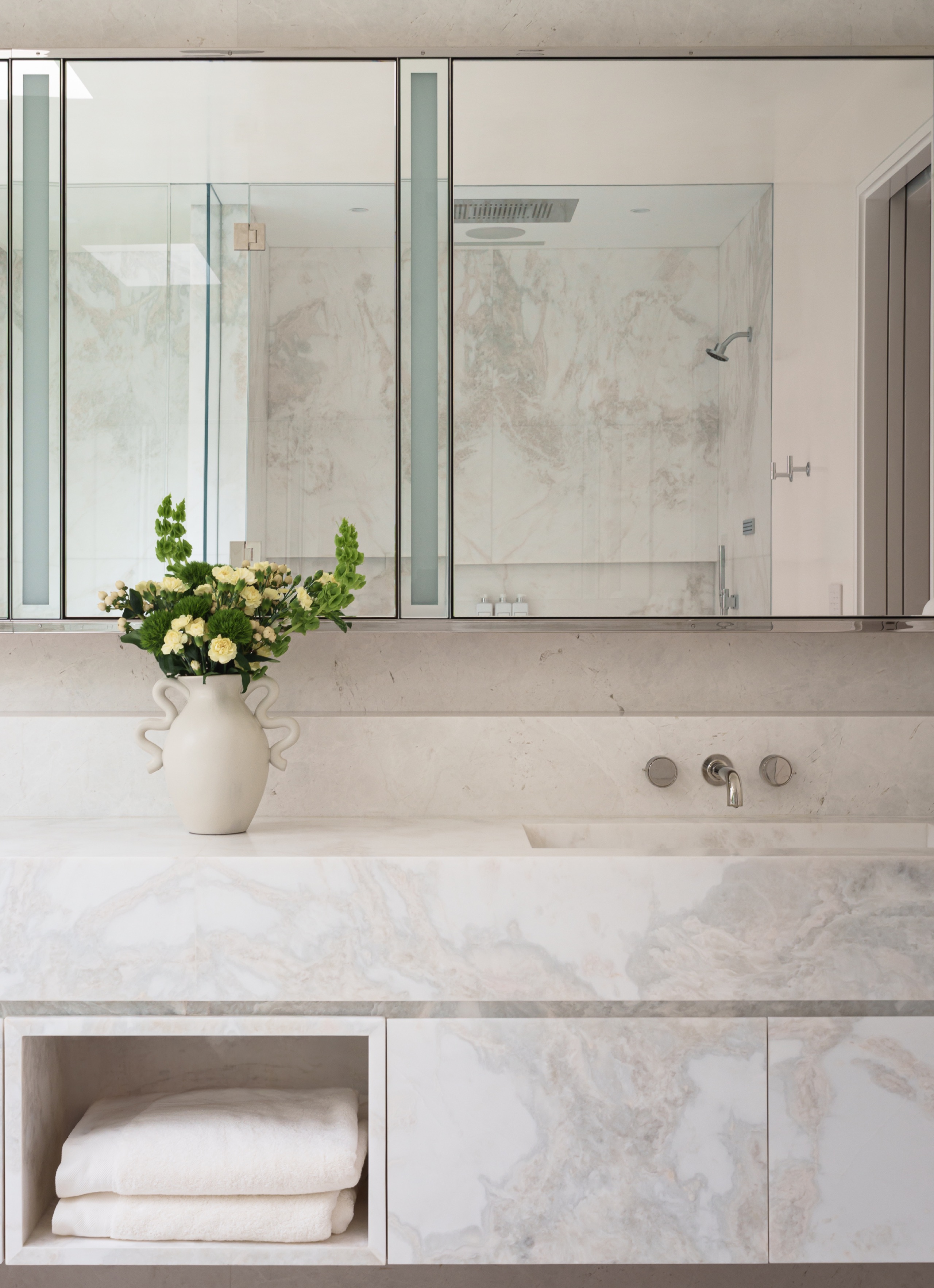 Upper West Side Residence — frame 30