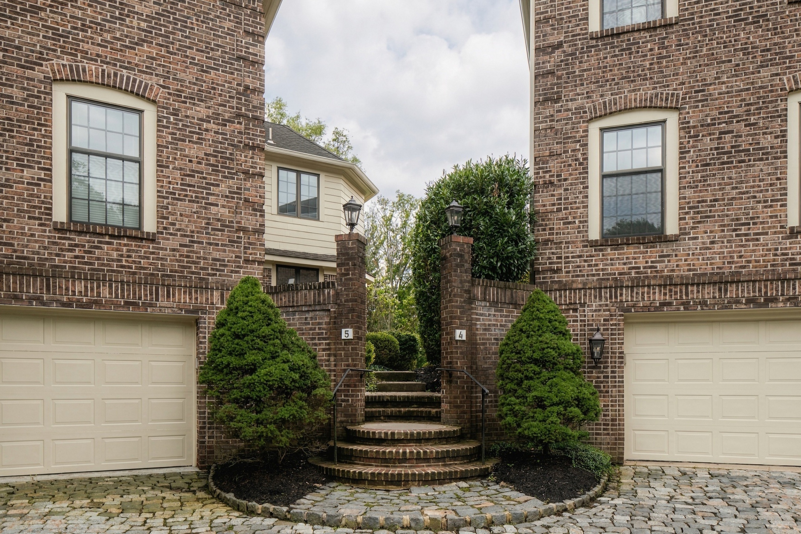 Florham Park Residence · entry