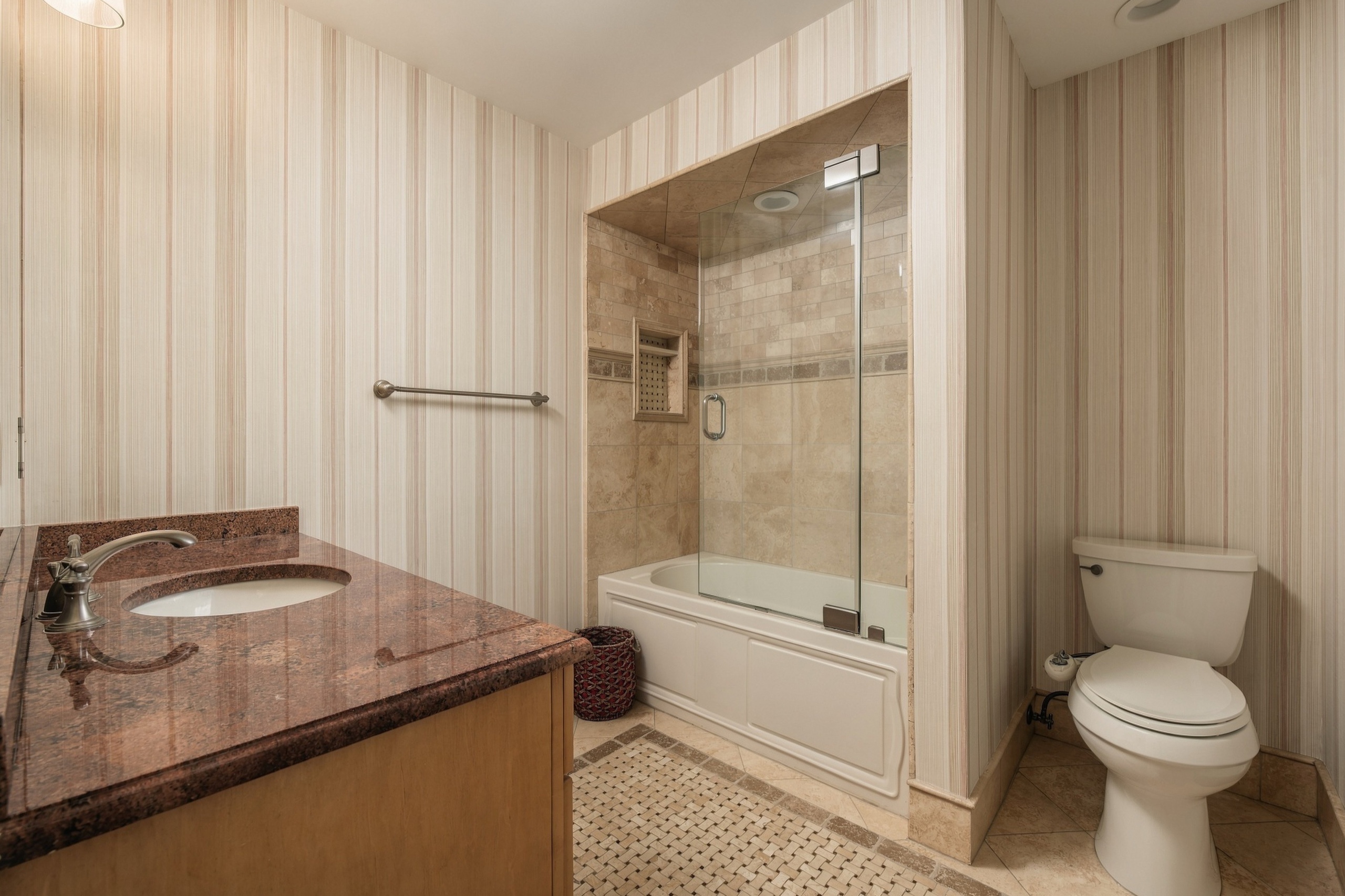 Florham Park Residence · bathroom