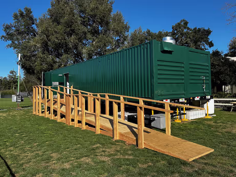 mobile kitchen trailer exterior
