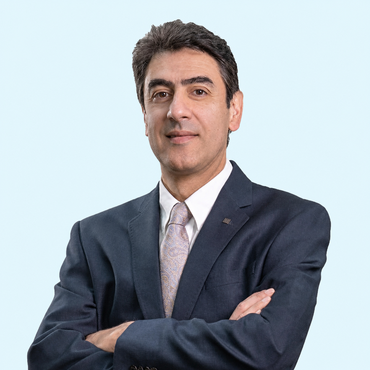 Portrait of Dr. Behnam Eslami