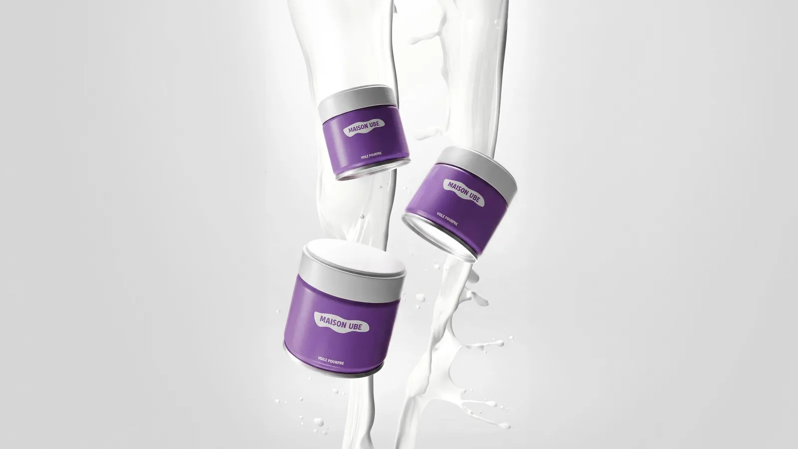 Pots Maison Ube en suspension dans une éclaboussure de lait, image hybride IA