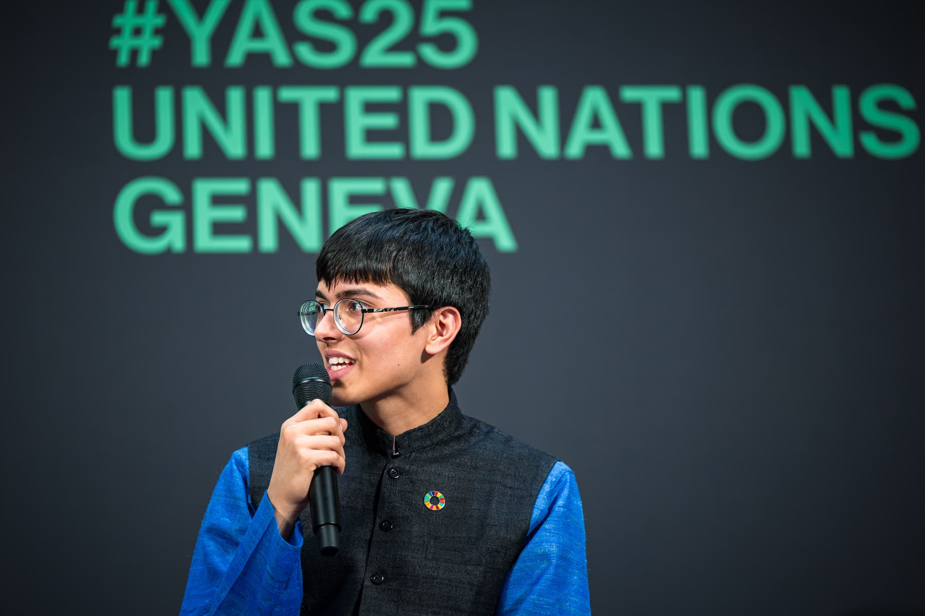 #YAS25 Laureate Dev Karan © Young Activists Summit/Antoine Tardy 