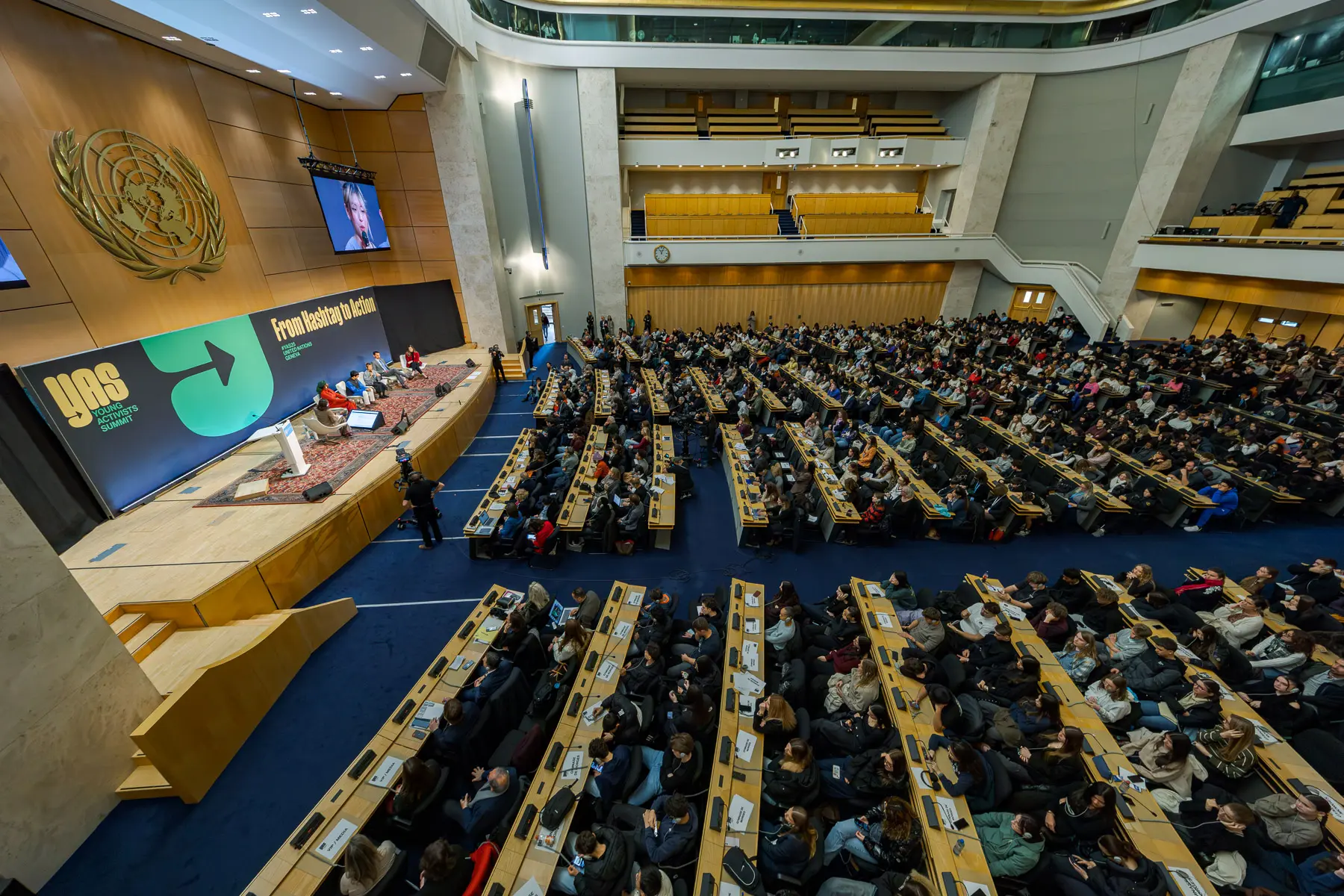 Snapshot of #YAS25 - November 20th, UN Geneva Assembly Hall © Young Activists Summit/Antoine Tardy 