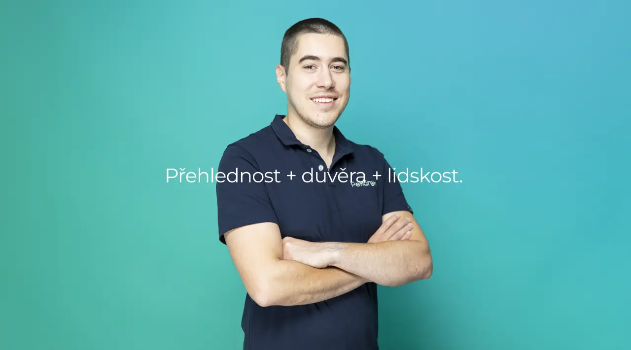 Náš ortodontista Adam Nocar.