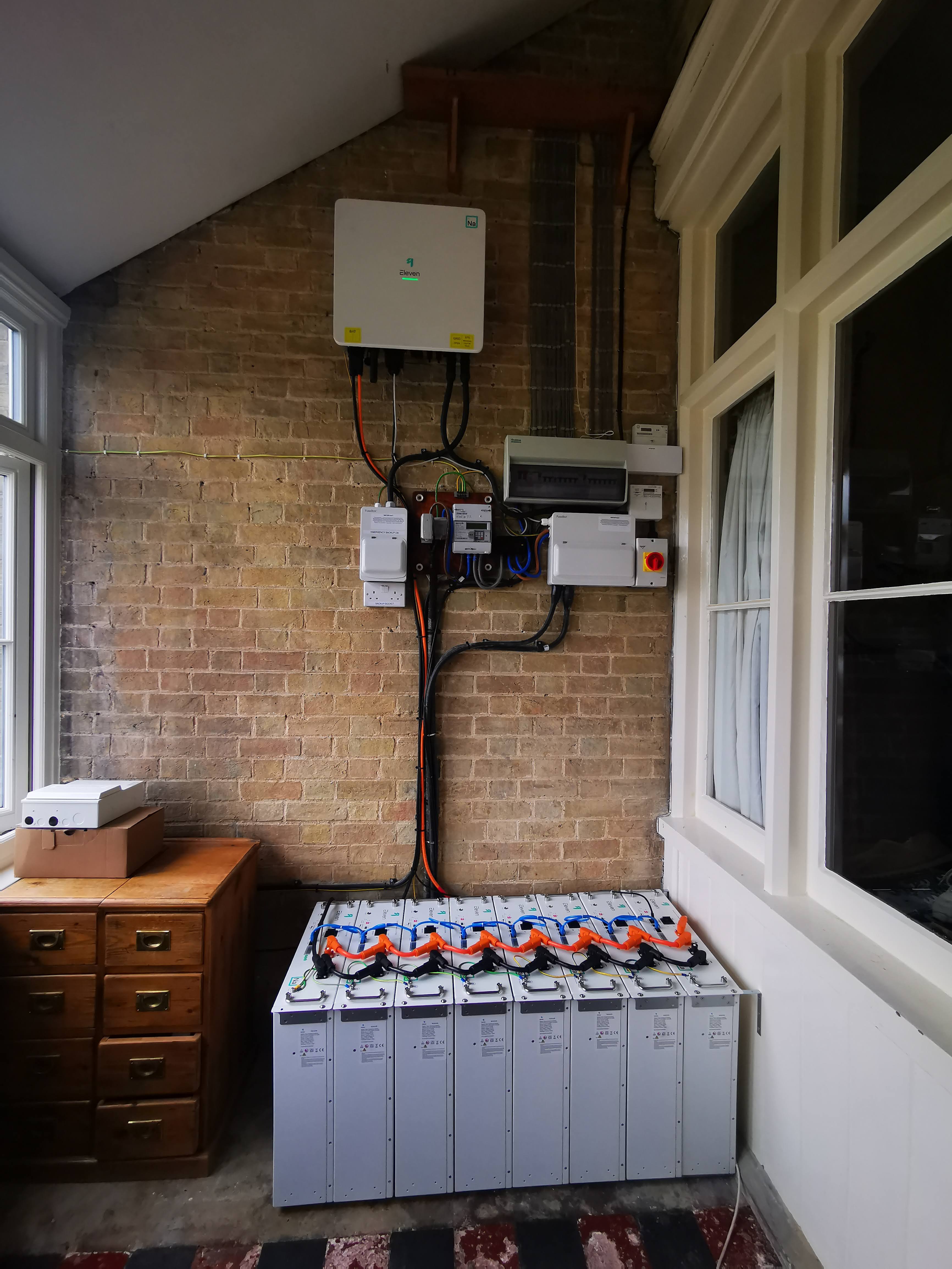 Eleven Energy Sodium Battery 8 battery packs with EPS